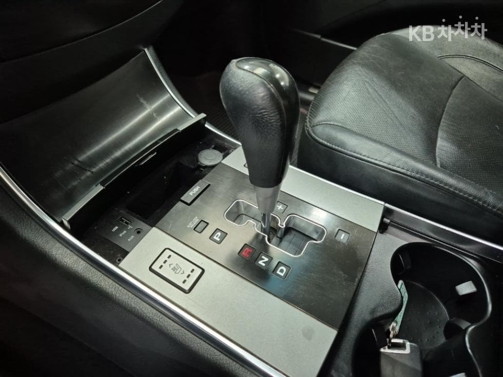 Хюндай 베라Cruze4x4 300VXL Стандартен - 8