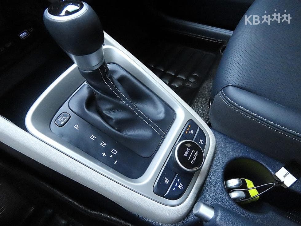 Хюндай ВениуБензин 1.6 Modern Plus - 9