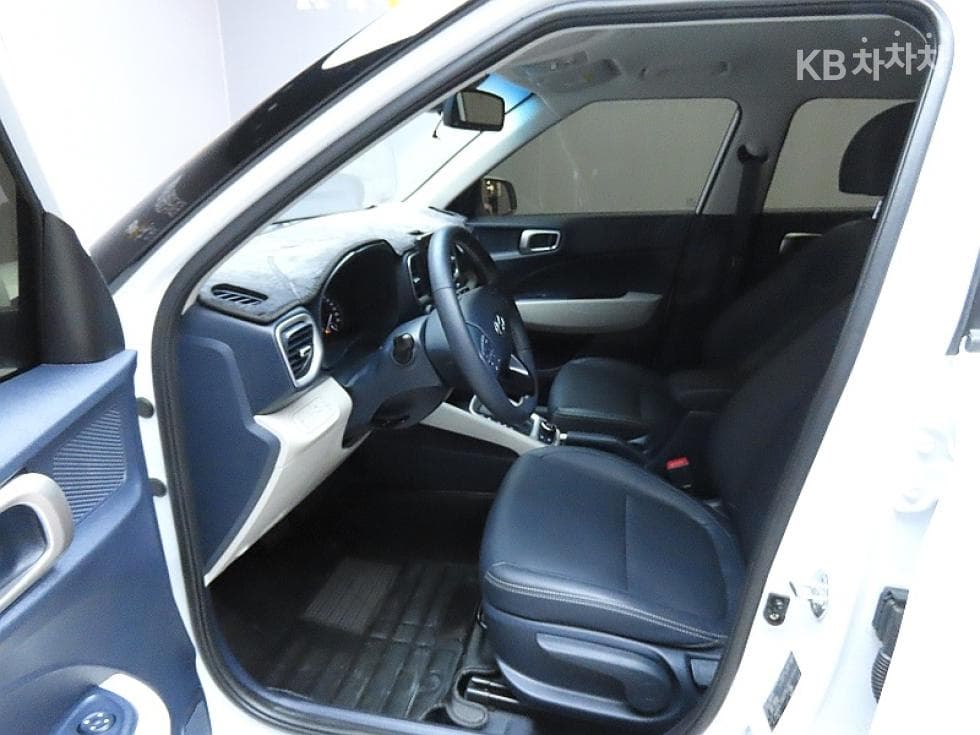 Хюндай ВениуБензин 1.6 Modern Plus - 10