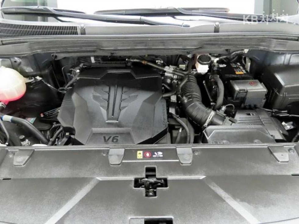 Kia Carnival 4th generationG3.5 GDI 9-seater Signature - 20