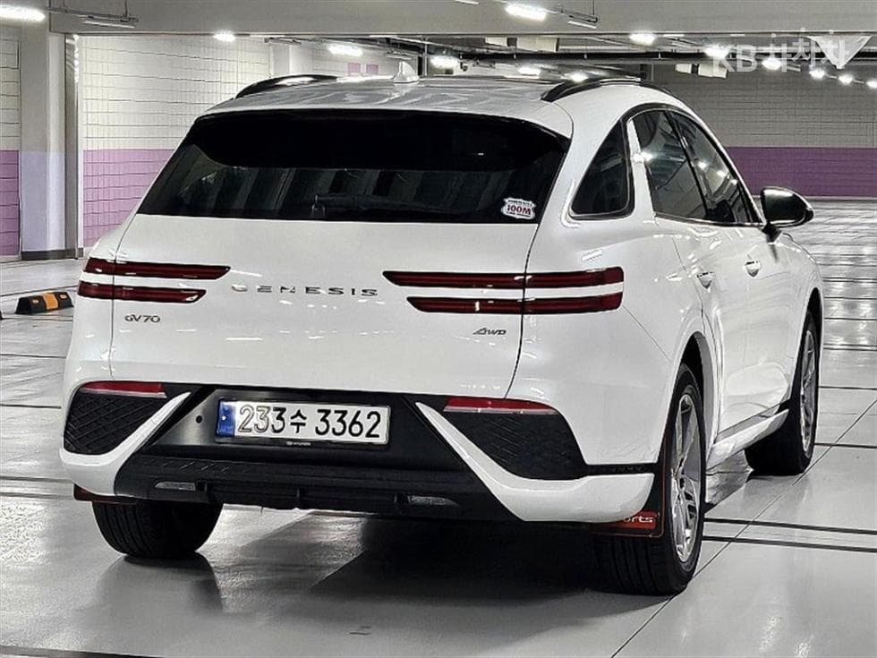 Genesis GV70Diesel 2.2 AWD - 8