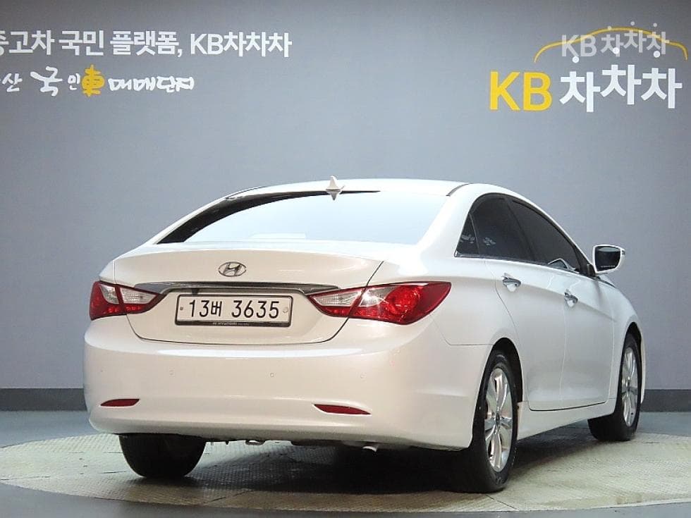 Hyundai YFSonataY20 Premiere Standard - 2