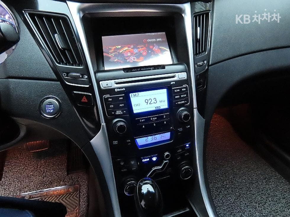 Hyundai YFSonataY20 Premiere Standard - 16