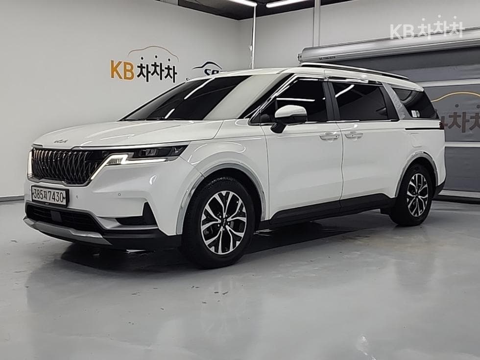 Kia Carnival 4th generationD2.2 9-seater Prestige - 2
