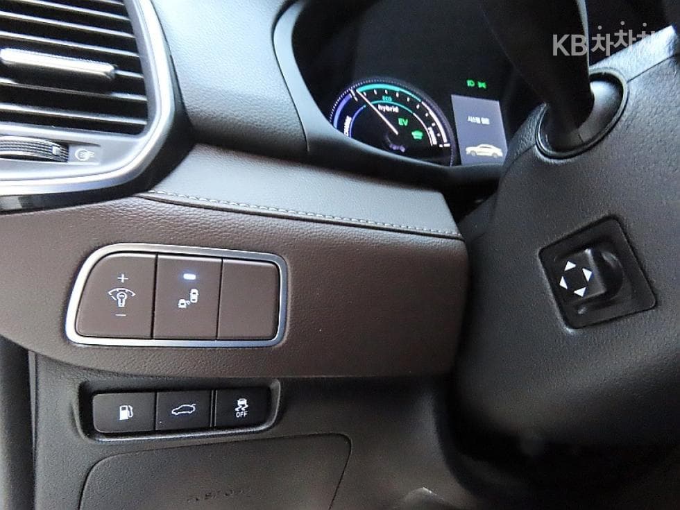 Hyundai Grandeur (Azera)IG HybridExclusive Standard - 12