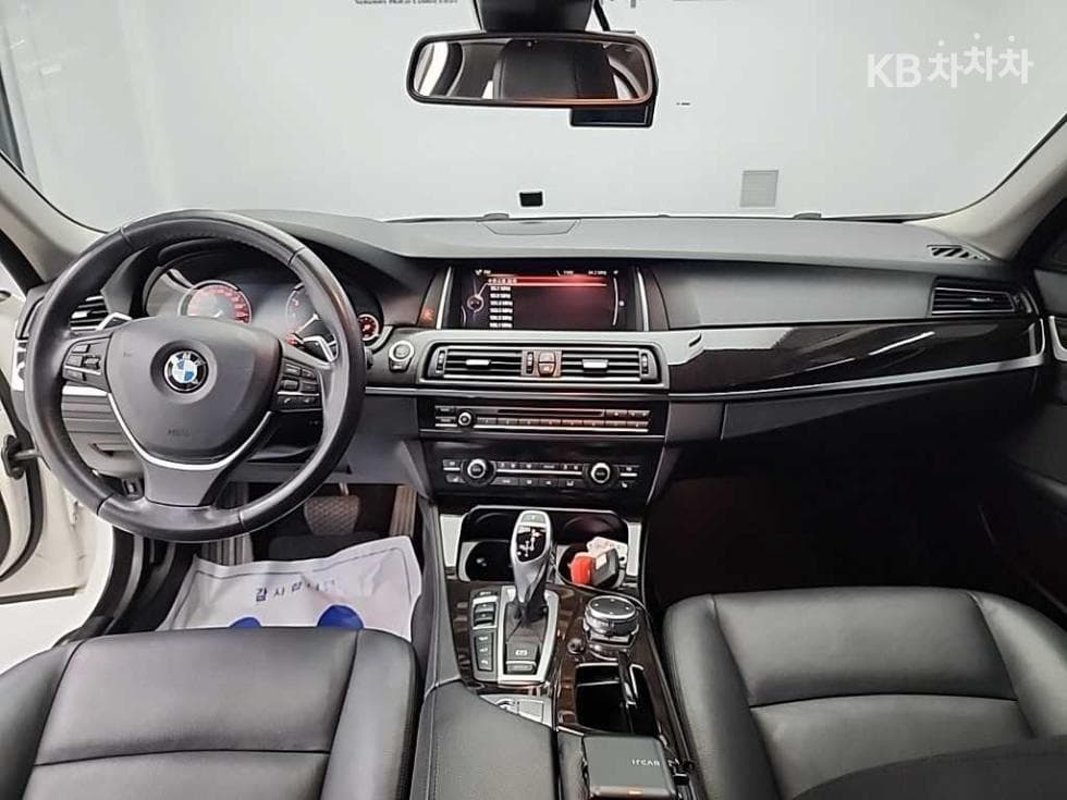 BMW Нов5 Серия528i xDrive M Air로 Динамичен F10 - 7