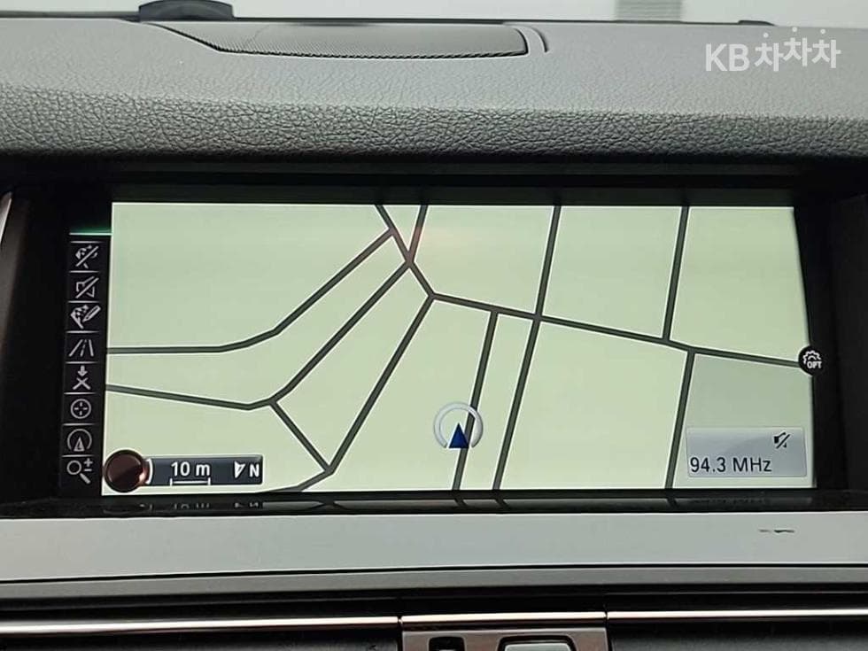 BMW Нов5 Серия528i xDrive M Air로 Динамичен F10 - 15