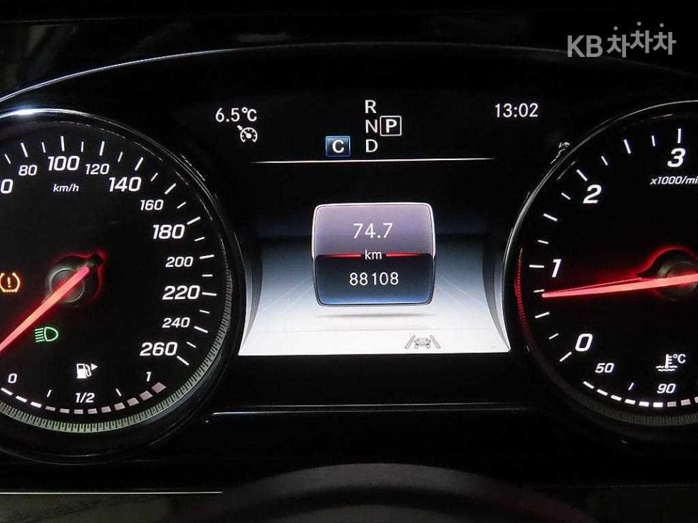 Mercedes-Benz E-Клас (W213)E220d 4MATIC Exclusive - 9