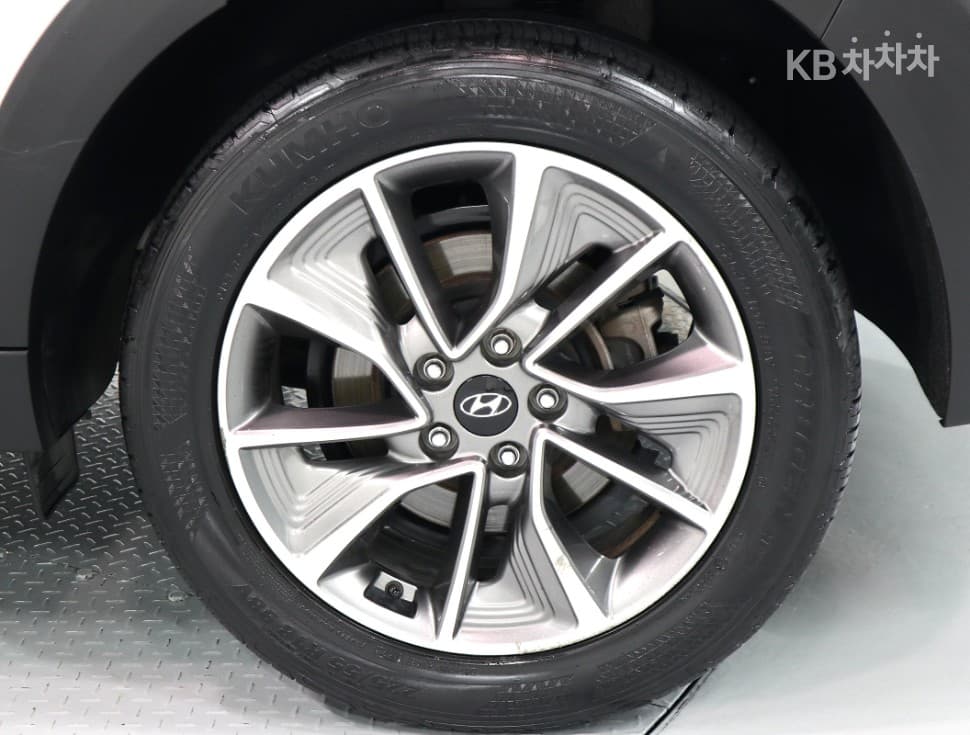 Hyundai All New TucsonDiesel(e-VGT R)2.0 2WD Premium - 19