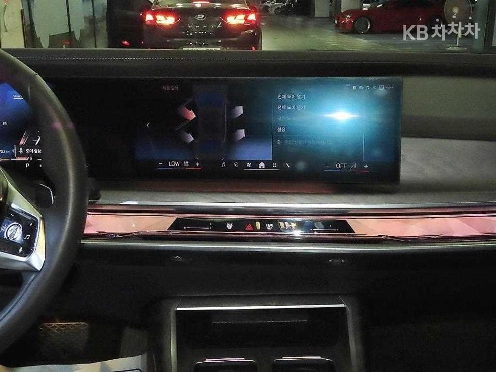 BMW 7시리즈(G70)740i sDrive M Sport Executive - 11
