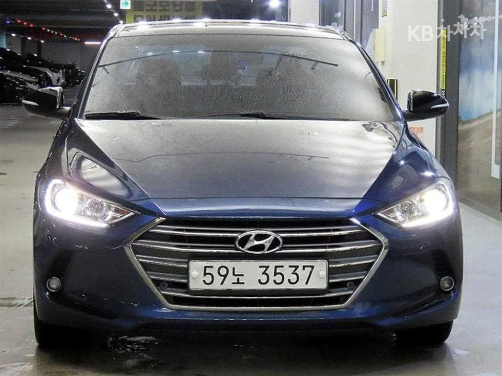 Хюндай Avante (Elantra)AD1.6 GDi Premium - 2