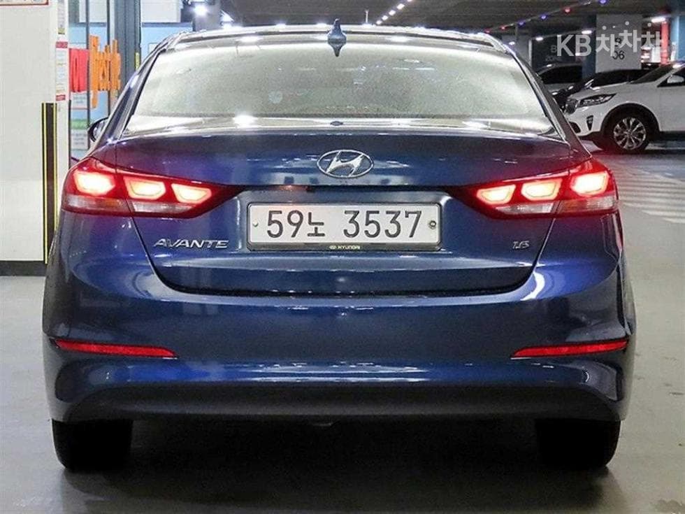 Хюндай Avante (Elantra)AD1.6 GDi Premium - 5