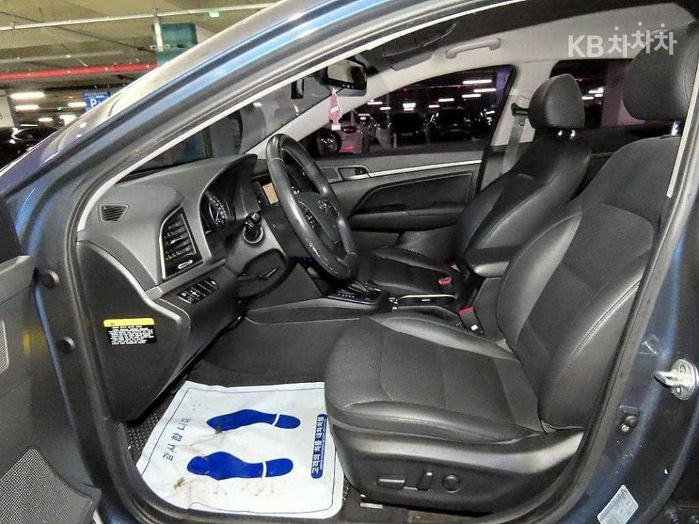 Хюндай Avante (Elantra)AD1.6 GDi Premium - 6