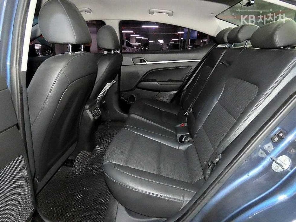 Хюндай Avante (Elantra)AD1.6 GDi Premium - 7