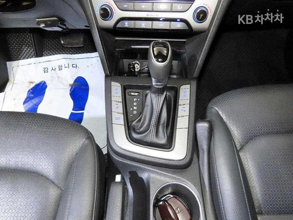 Хюндай Avante (Elantra)AD1.6 GDi Premium - 12