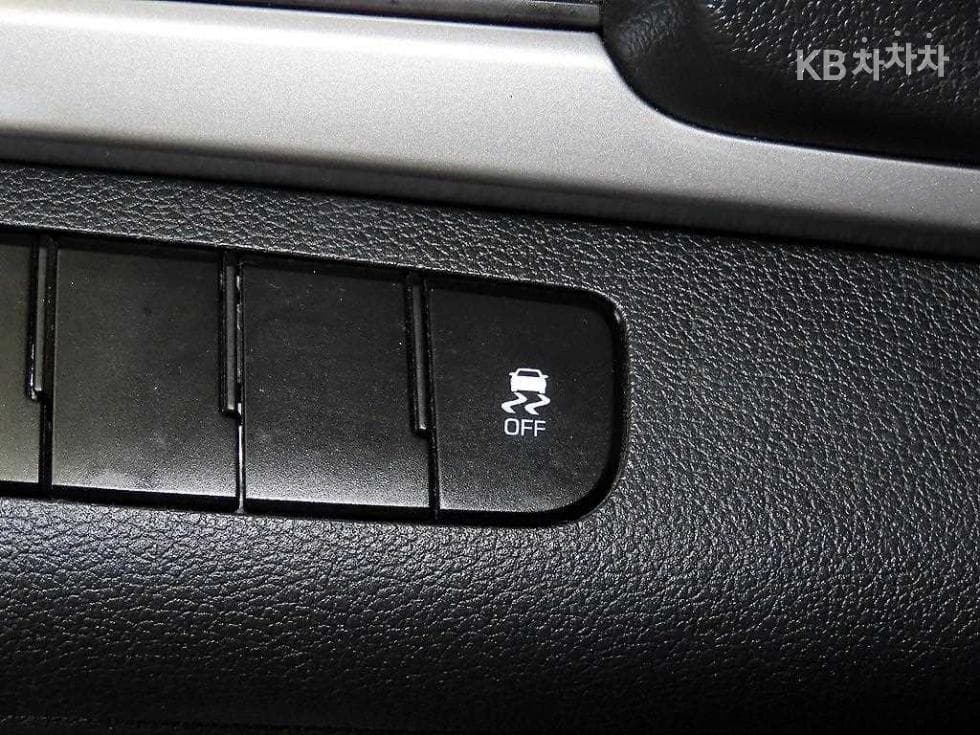 Хюндай Avante (Elantra)AD1.6 GDi Premium - 14