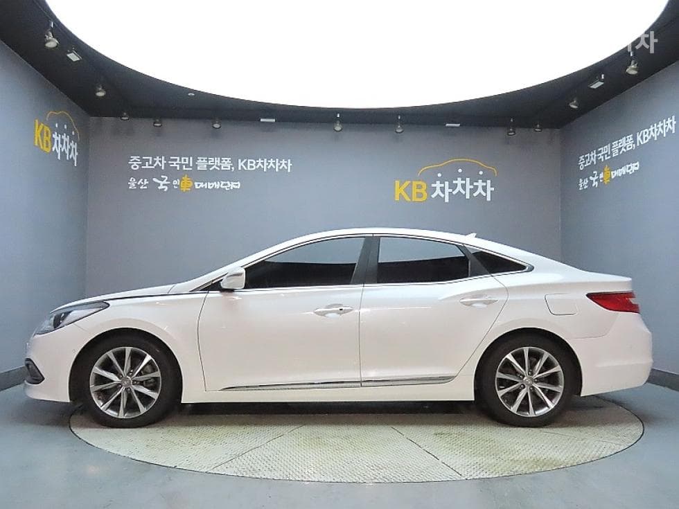 Hyundai Grandeur (Azera)HGHG300 Exclusive Special (special feature/edition) - 5