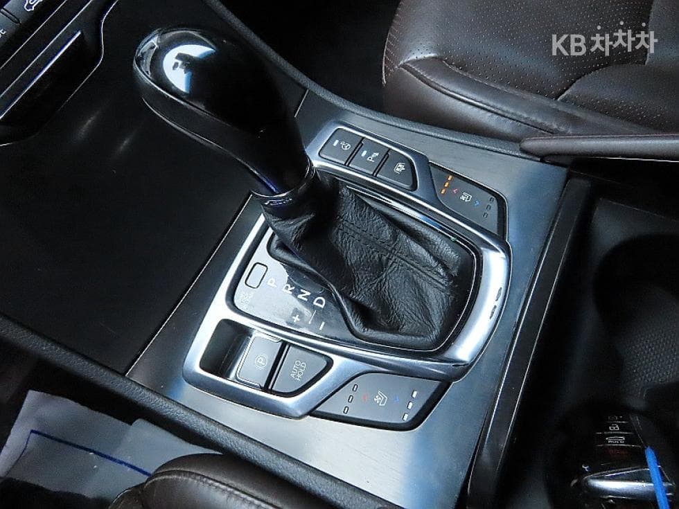 Hyundai Grandeur (Azera)HGHG300 Exclusive Special (special feature/edition) - 9