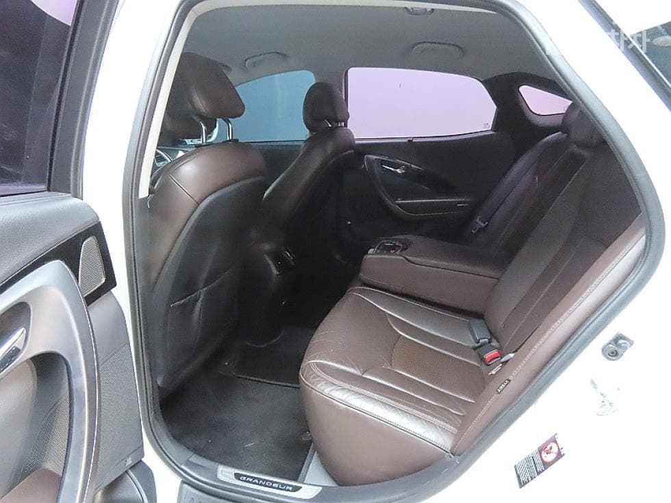 Hyundai Grandeur (Azera)HGHG300 Exclusive Special (special feature/edition) - 11