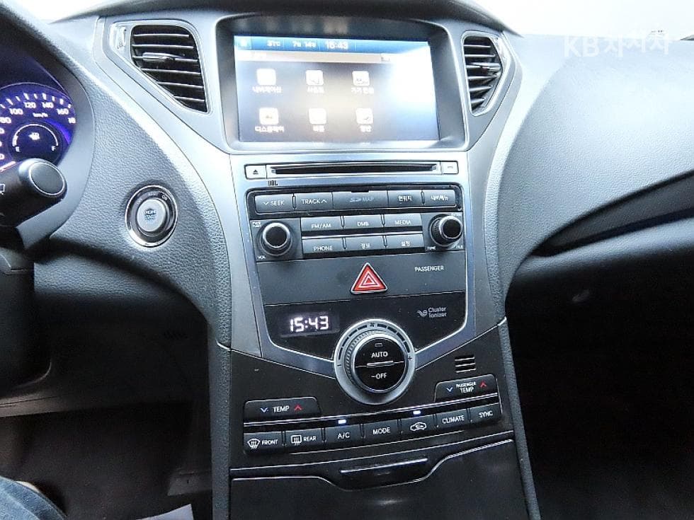 Hyundai Grandeur (Azera)HGHG300 Exclusive Special (special feature/edition) - 16