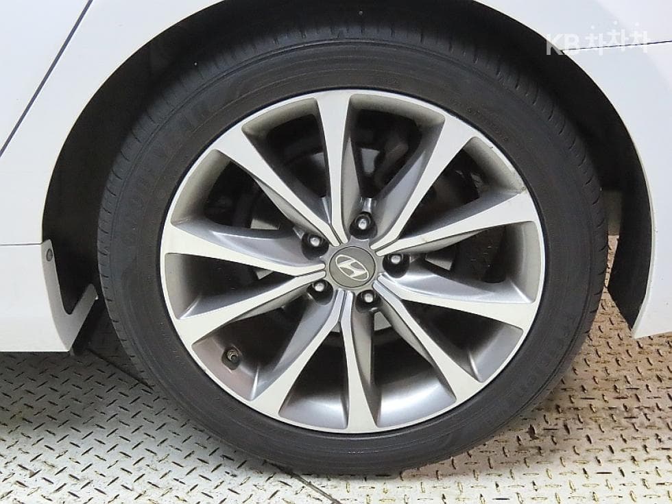 Hyundai Grandeur (Azera)HGHG300 Exclusive Special (special feature/edition) - 20