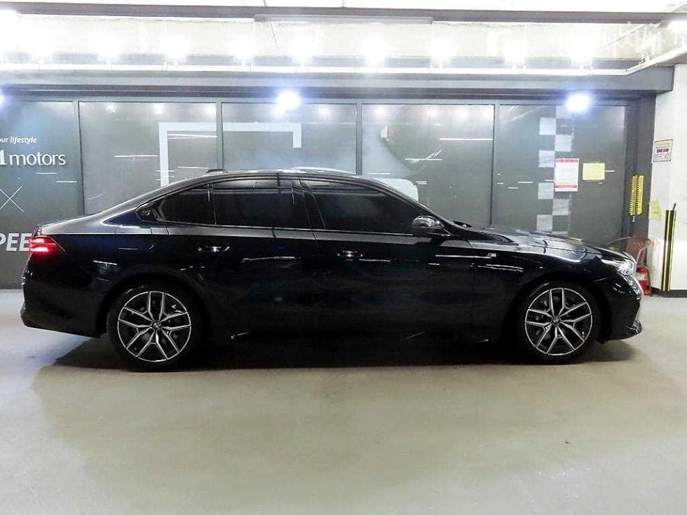 BMW Нов5 Серия(G60)520i M Sport - 3