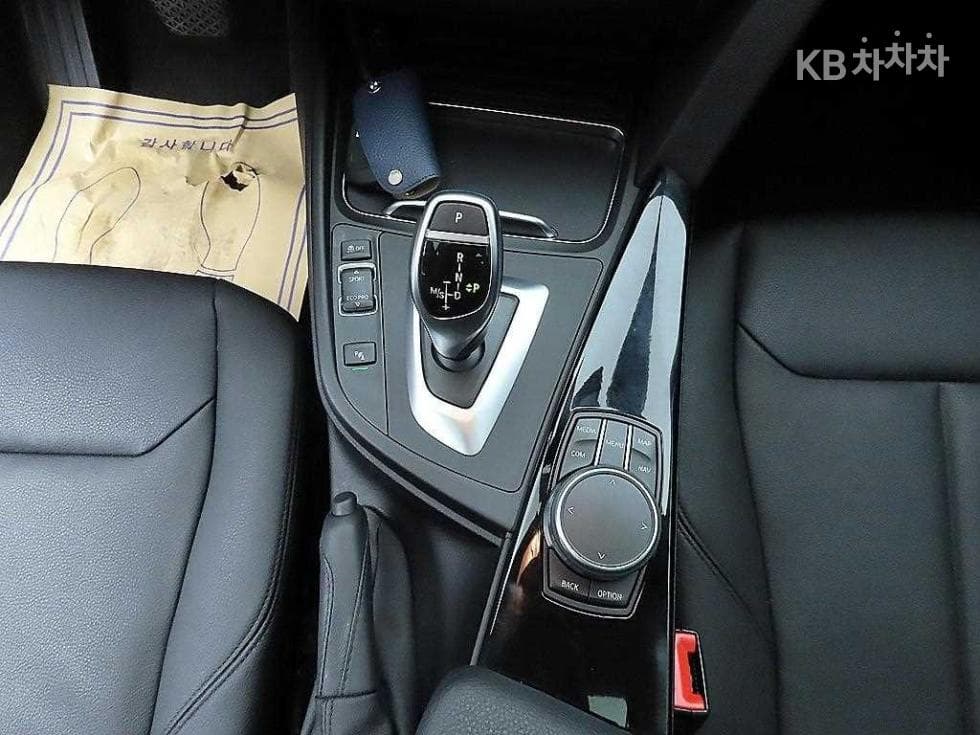 BMW Gran Turismo3 Серия GT 320d F34 xDrive - 10