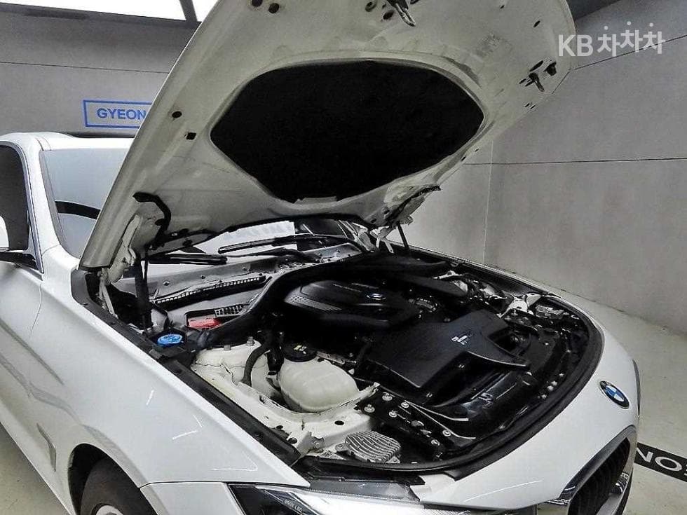 BMW Gran Turismo3 Серия GT 320d F34 xDrive - 18