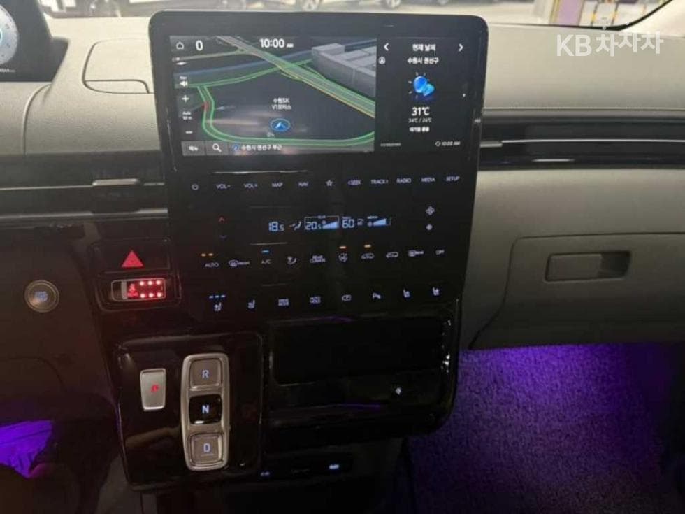 Хюндай Staria Lounge2.2 Lounge 9 AWD Inspiration - 10