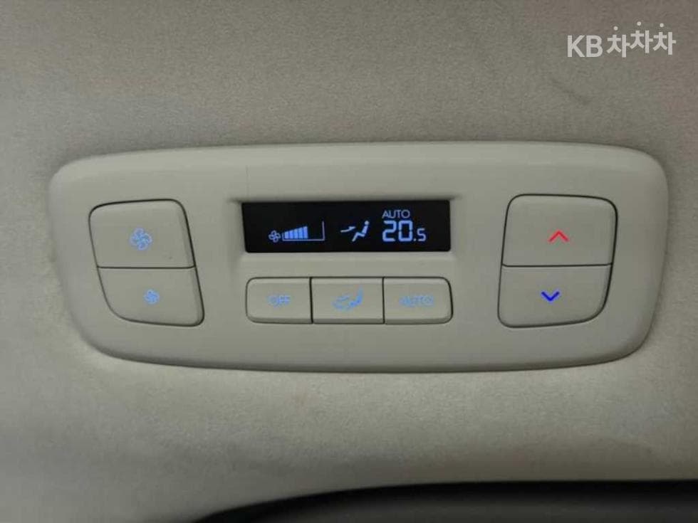Хюндай Staria Lounge2.2 Lounge 9 AWD Inspiration - 15