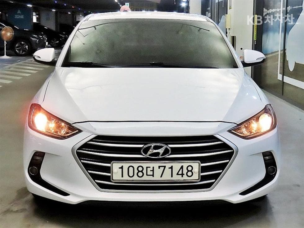 Hyundai Avante (Elantra)AD1.6 LPi Rental car Smart - 2