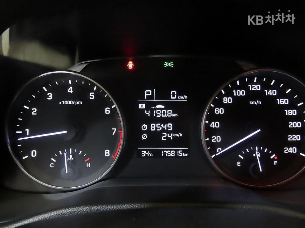 Hyundai Avante (Elantra)AD1.6 LPi Rental car Smart - 9