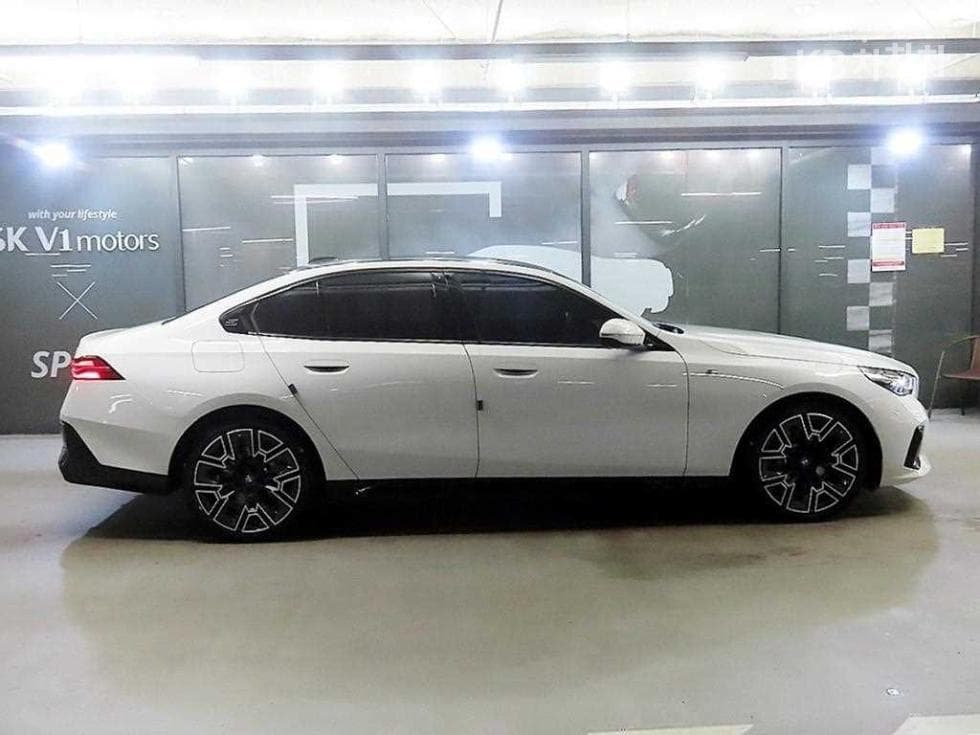 BMW Нов5 Серия(G60)530e M Sport - 3