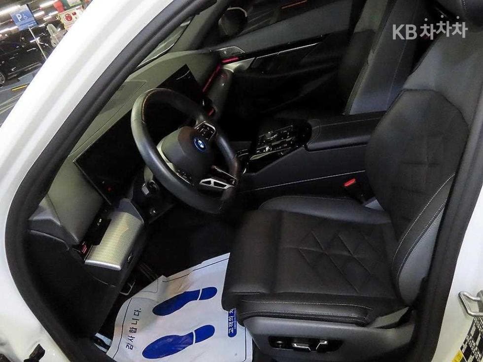 BMW Нов5 Серия(G60)530e M Sport - 6