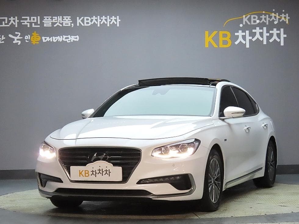 Hyundai Grandeur (Azera)IG Hybrid Premium - Image 1