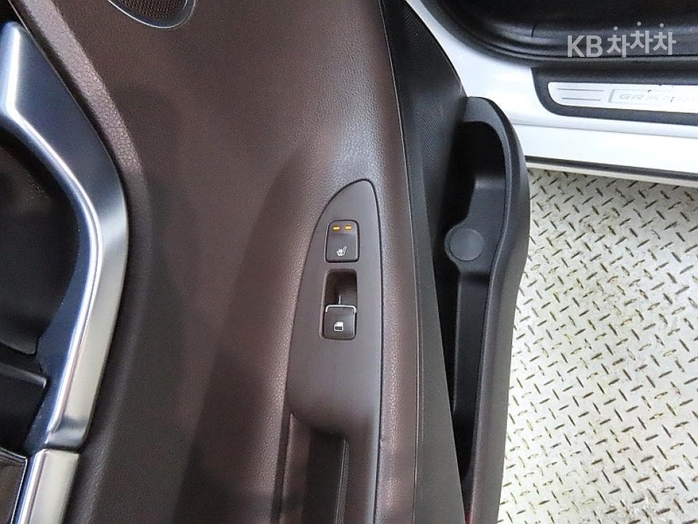 Hyundai Grandeur (Azera)IG HybridPremium - 17