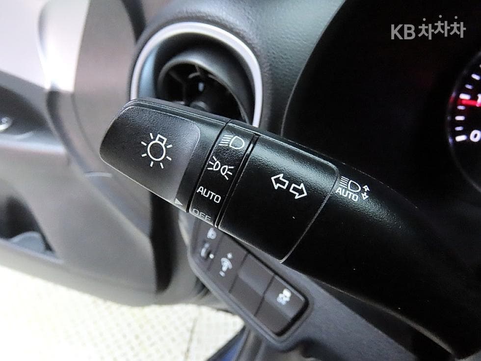 Kia The New (facelift) K31.6 Gasoline Prestige Standard - 14