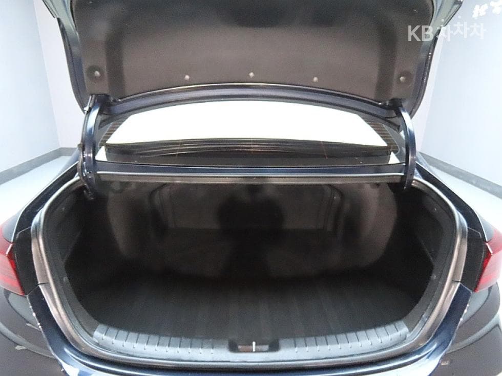 Kia The New (facelift) K31.6 Gasoline Prestige Standard - 19