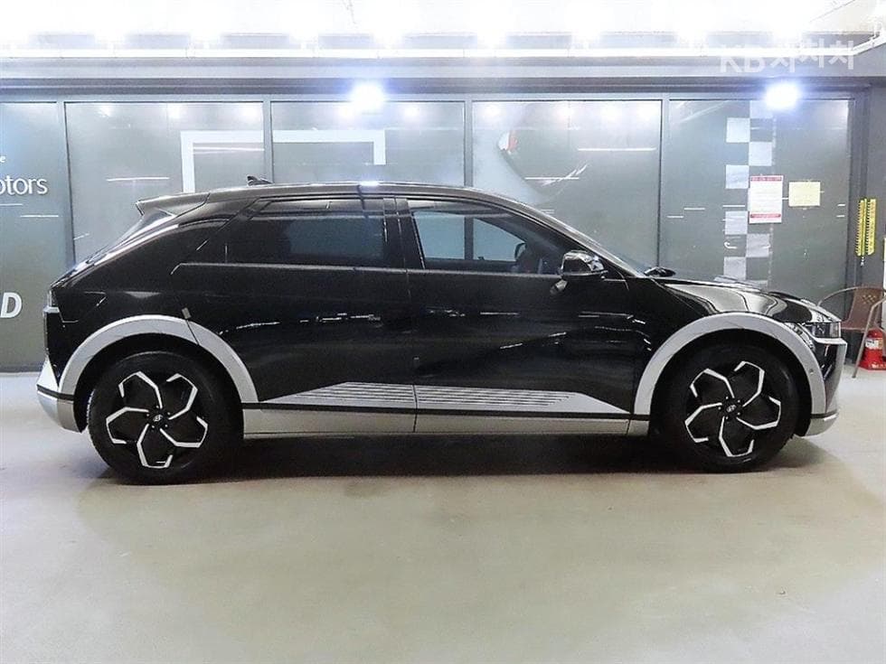 Хюндай IONIQ 5Long Range AWD Exclusive - 3