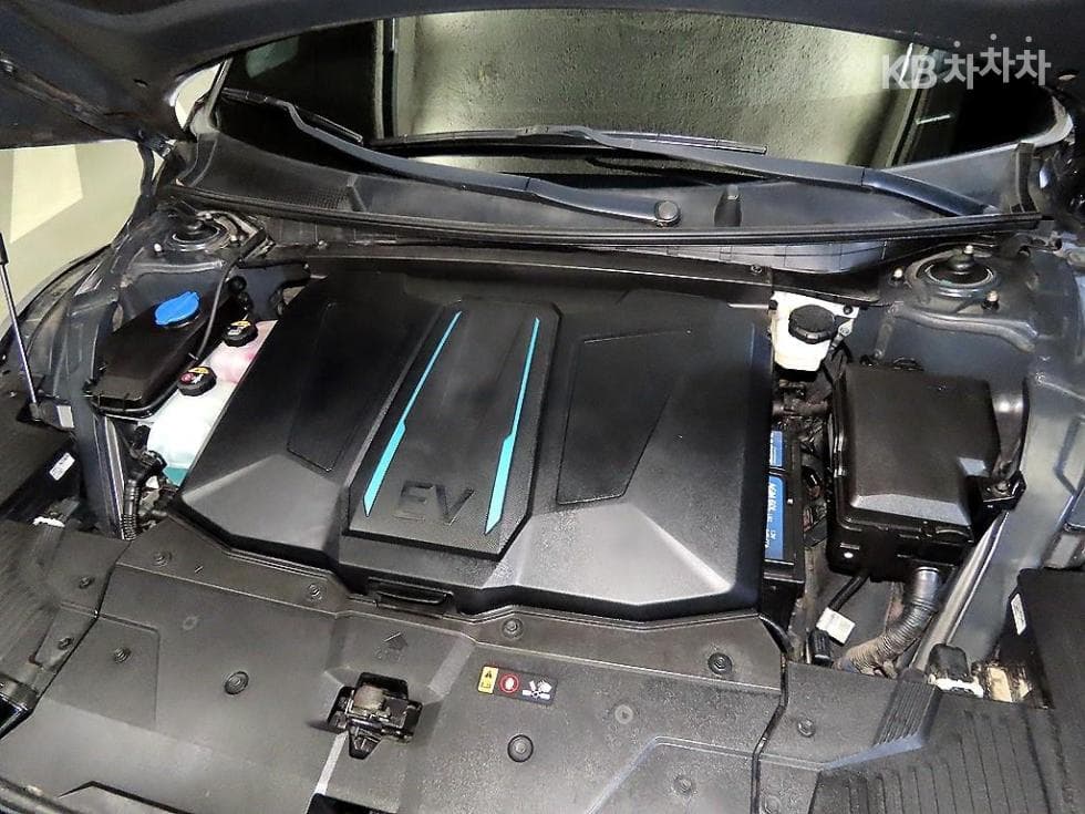Хюндай IONIQ 5Long Range AWD Exclusive - 19
