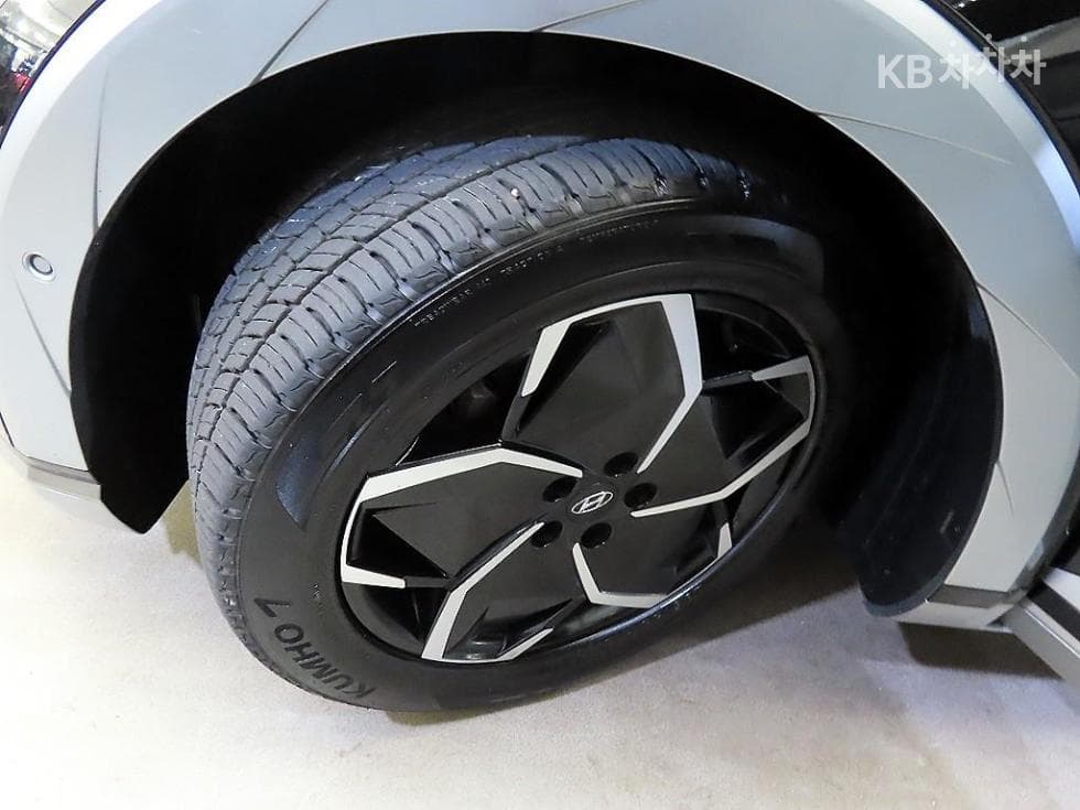 Хюндай IONIQ 5Long Range AWD Exclusive - 20