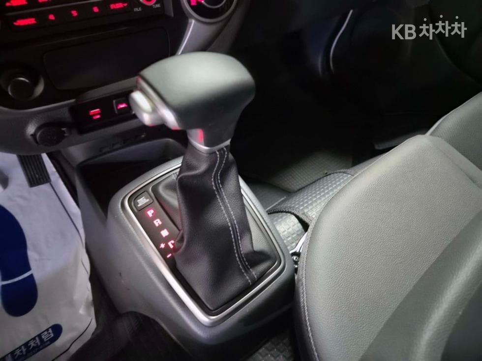 Киа The New (фейслифт) Бонго 3 (лек)LPG 1 тон Двойна Кабина Удължено междуосие 2WD GL - 11