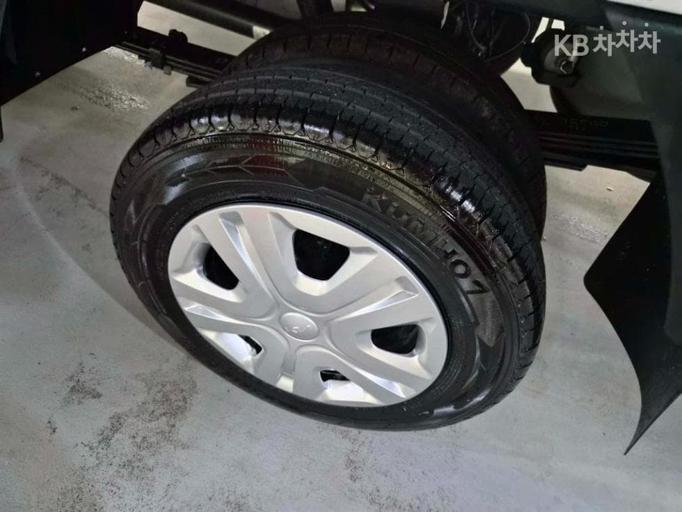 Киа The New (фейслифт) Бонго 3 (лек)LPG 1 тон Двойна Кабина Удължено междуосие 2WD GL - 18