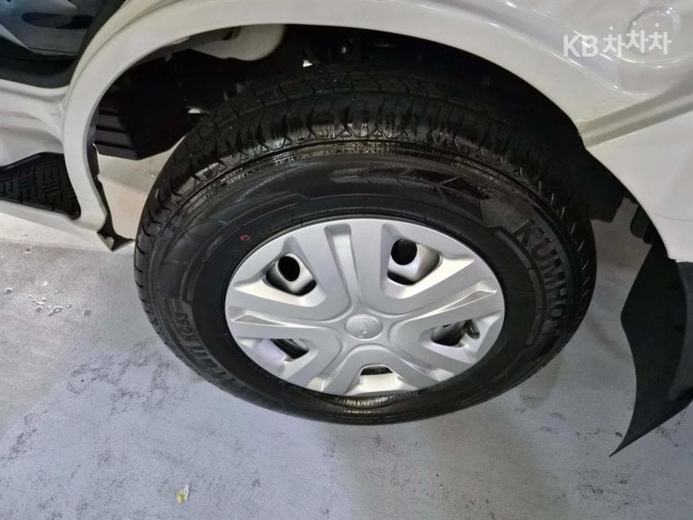Киа The New (фейслифт) Бонго 3 (лек)LPG 1 тон Двойна Кабина Удължено междуосие 2WD GL - 19