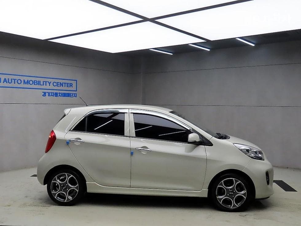 Kia The New (facelift) Morning / PicantoLuxury - 2