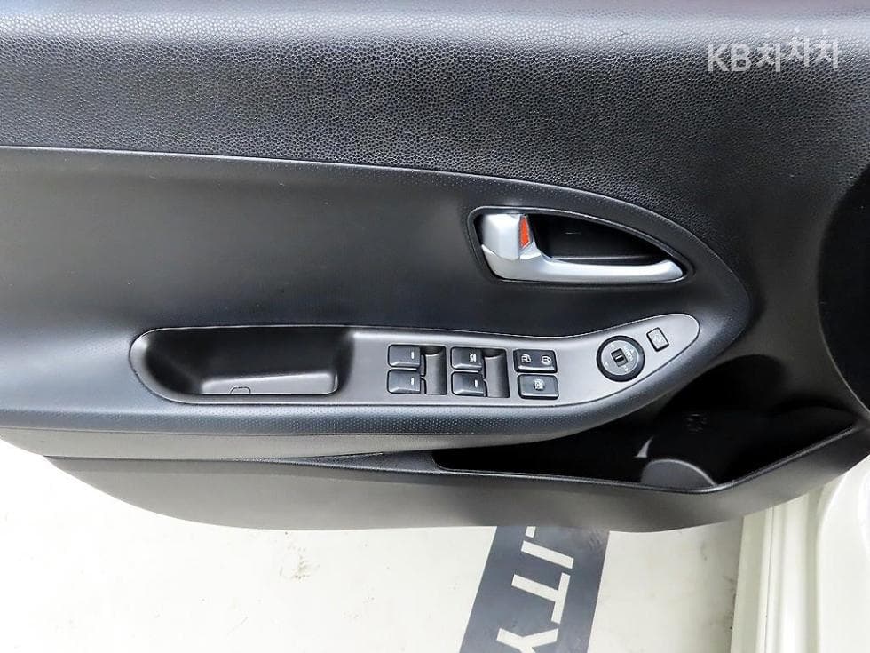 Kia The New (facelift) Morning / PicantoLuxury - 11