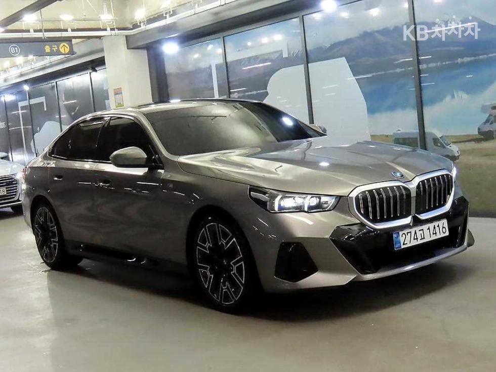 BMW Нов5 Серия(G60) 530e xDrive M Sport Pro - Image 1