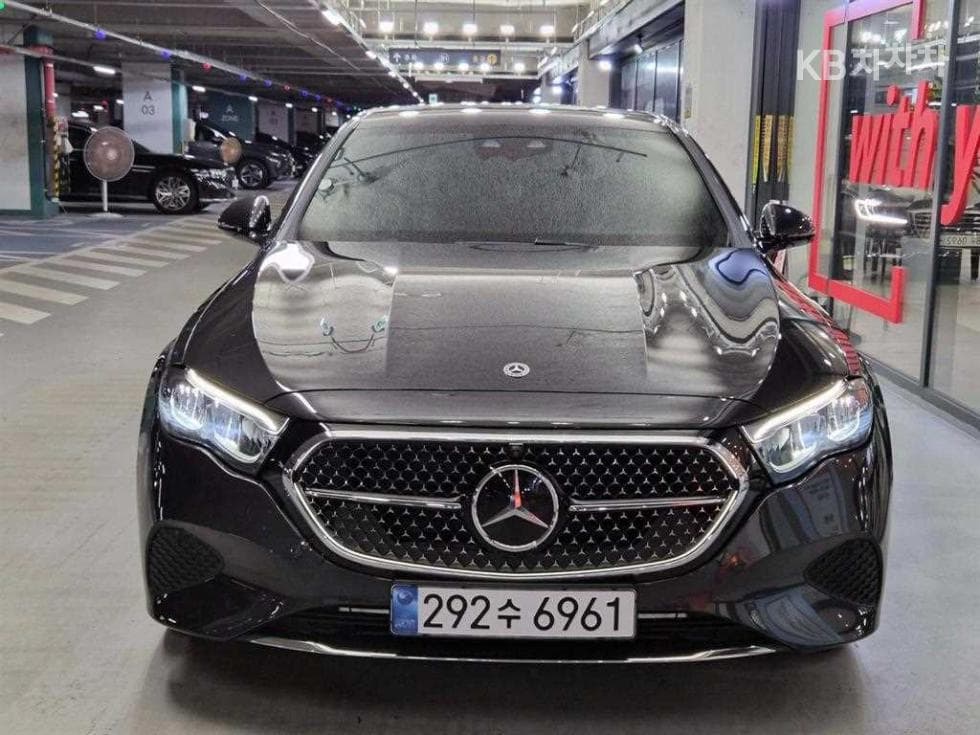 Mercedes-Benz E-클래스 (W214)E200 Avantgrade - 2