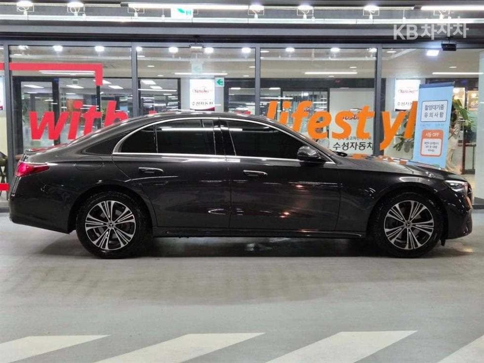 Mercedes-Benz E-클래스 (W214)E200 Avantgrade - 3