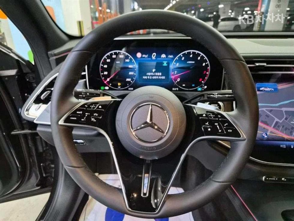 Mercedes-Benz E-클래스 (W214)E200 Avantgrade - 8